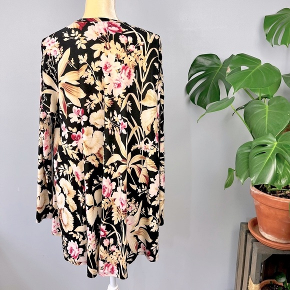 Show Me Your MuMu Floral Tunic Top - Picture 5 of 7